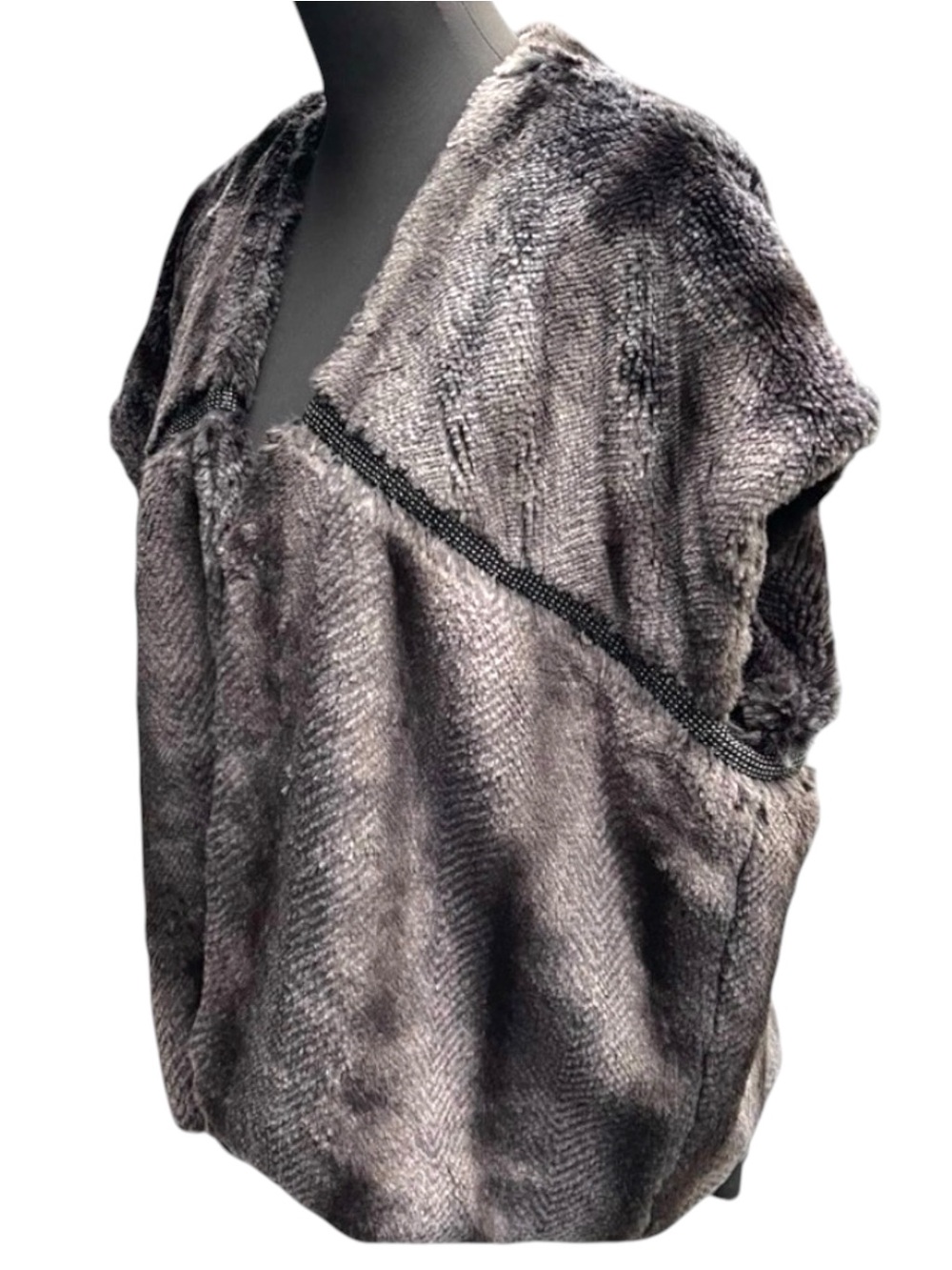 Ellen Tracy Silver/Grey/Black Faux Fur Oversized Vest Shrug (M)